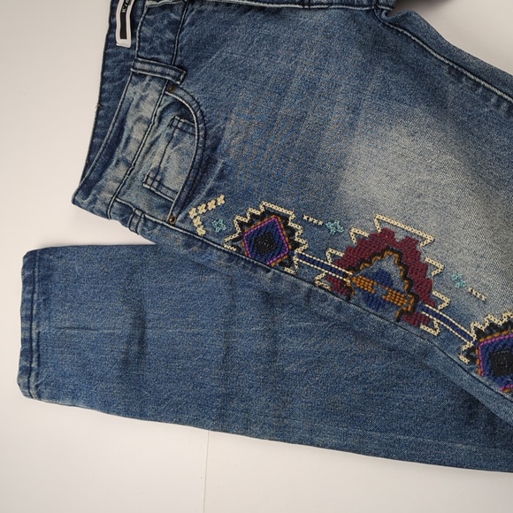 Embroidered Jeans Junior Size 7 K' Smore Denim - Picture 2 of 6